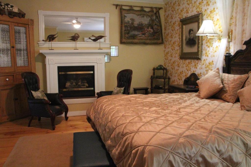 Shipwright Inn Charlottetown Ruang foto