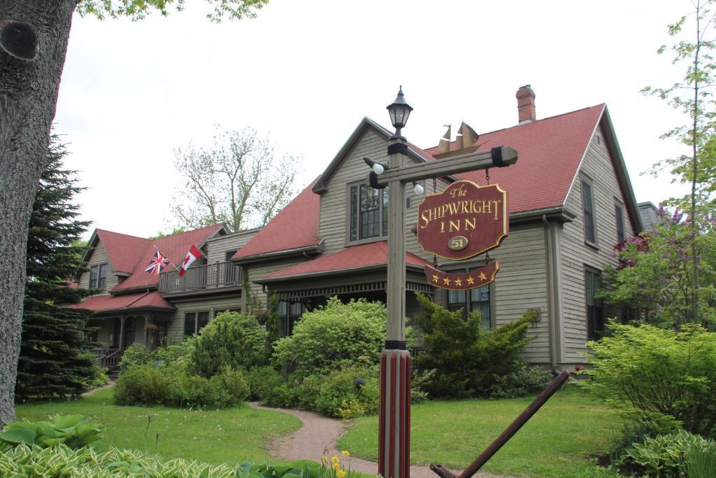 Shipwright Inn Charlottetown Bagian luar foto