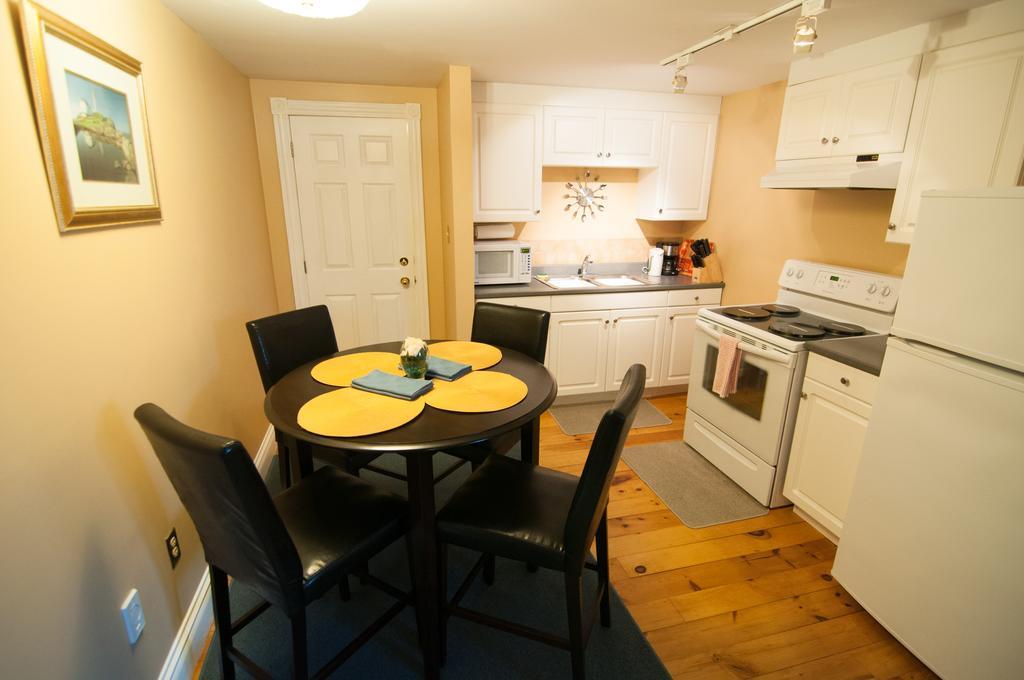 Shipwright Inn Charlottetown Bagian luar foto