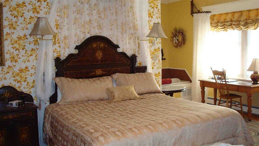 Shipwright Inn Charlottetown Bagian luar foto