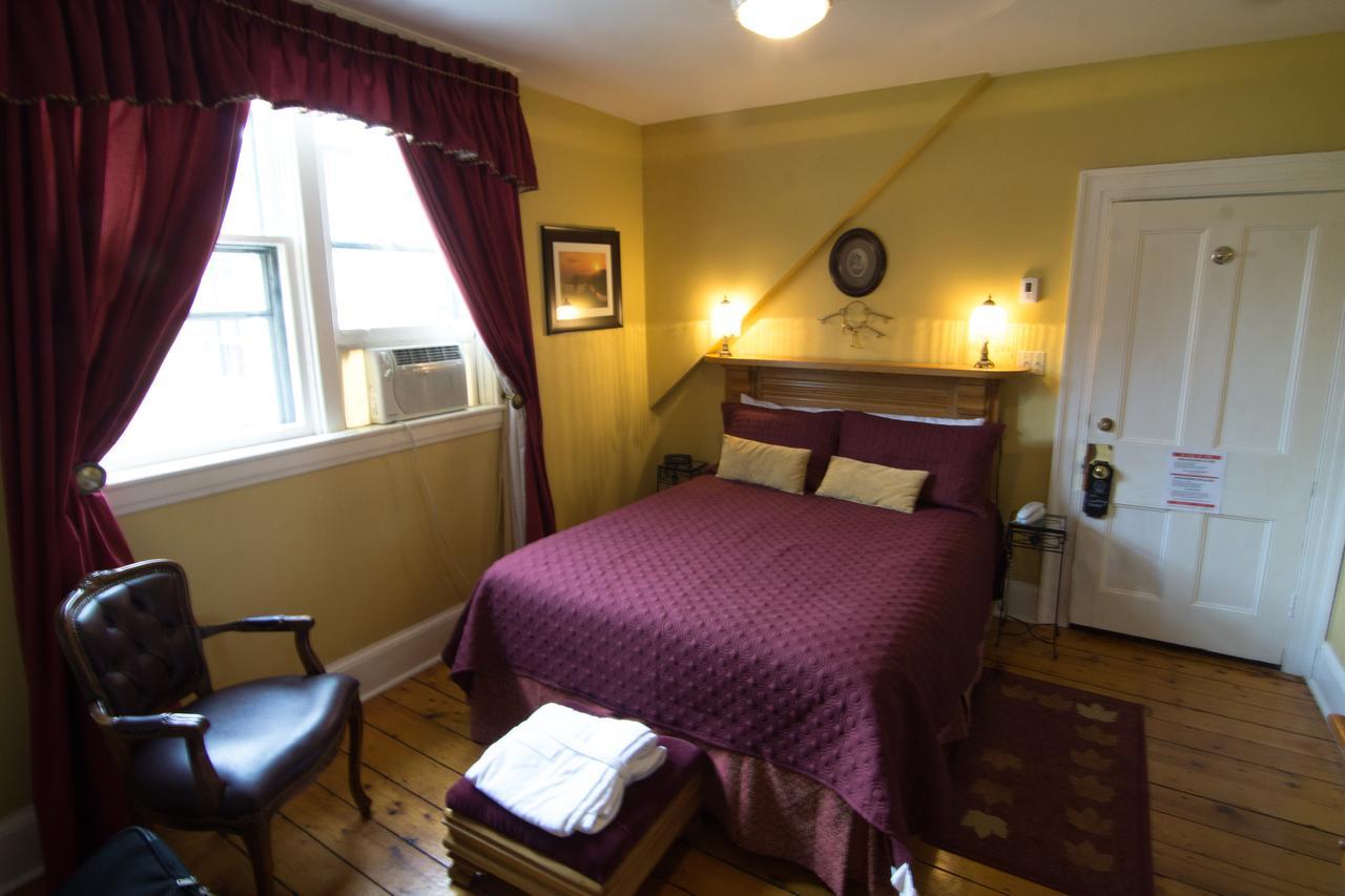 Shipwright Inn Charlottetown Bagian luar foto