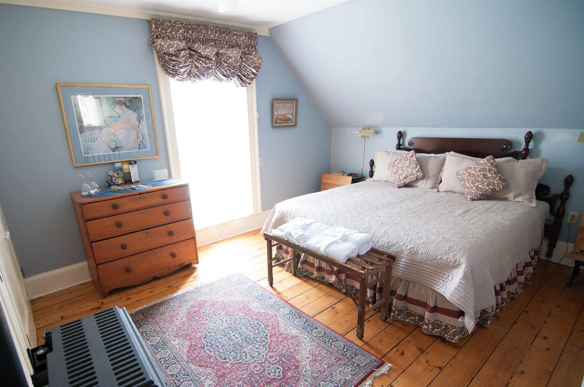 Shipwright Inn Charlottetown Bagian luar foto