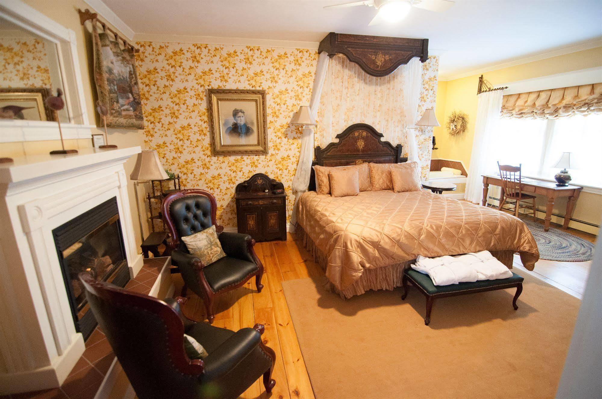 Shipwright Inn Charlottetown Bagian luar foto
